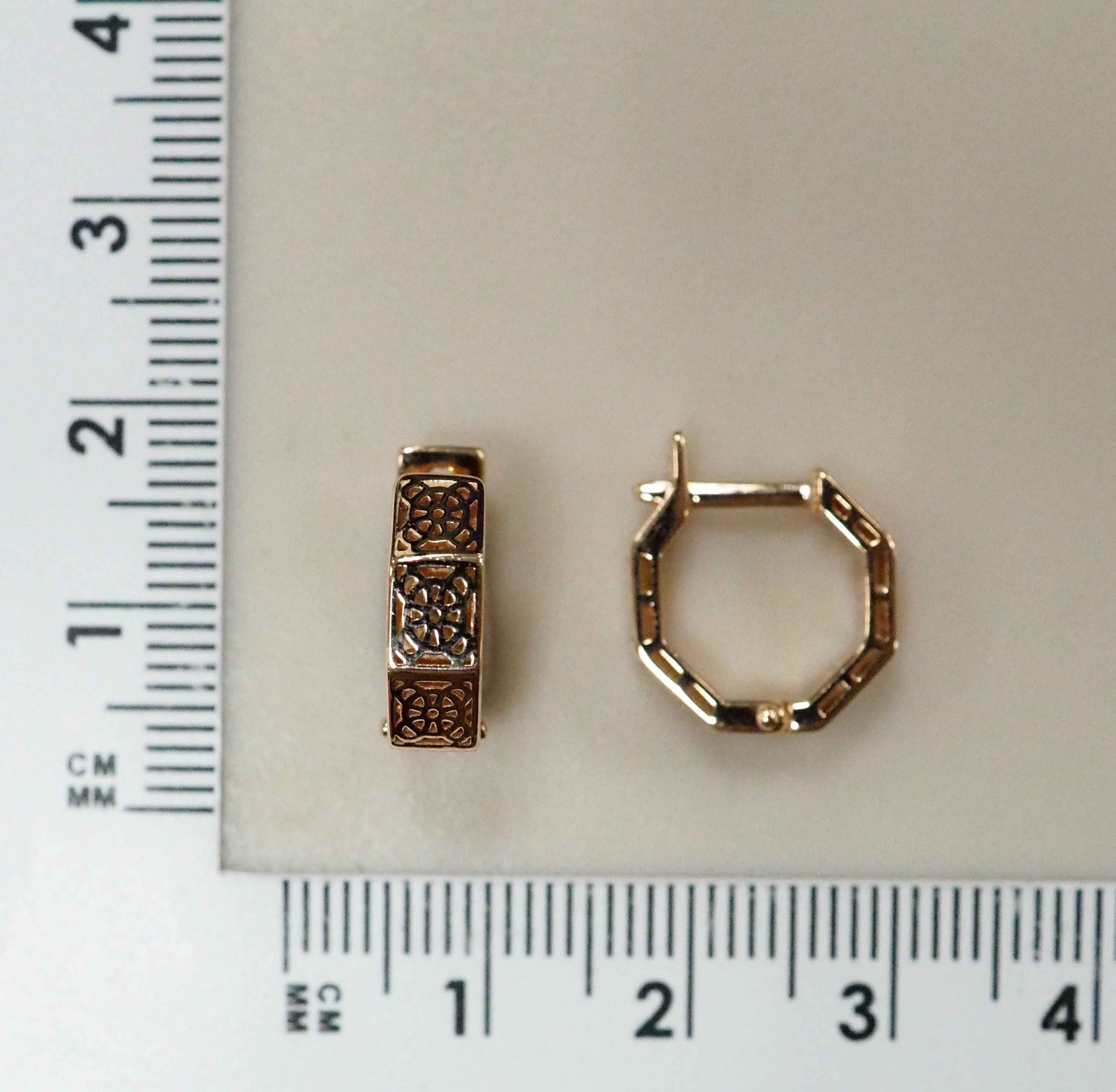 Серьги из золота